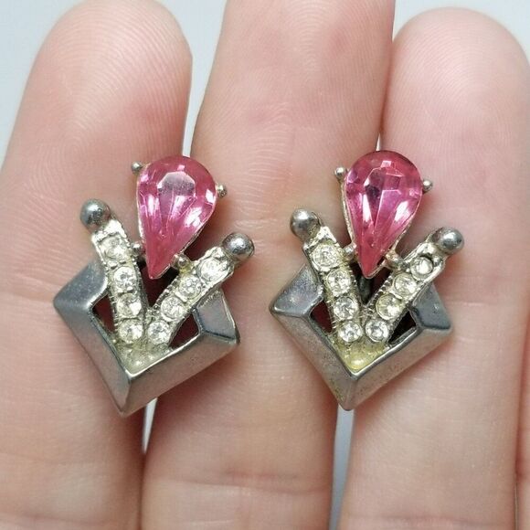 Vintage Pink and Silver Tone Rhinestone Geometric Clip On Screw Back Earrings - Picture 5 of 6